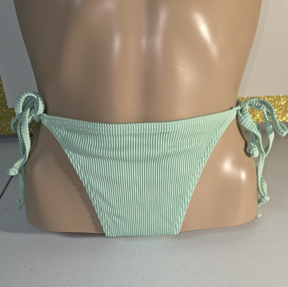 MISSGUIDED Light Mint Green Ribbed String Bikini Bottoms US Size 0